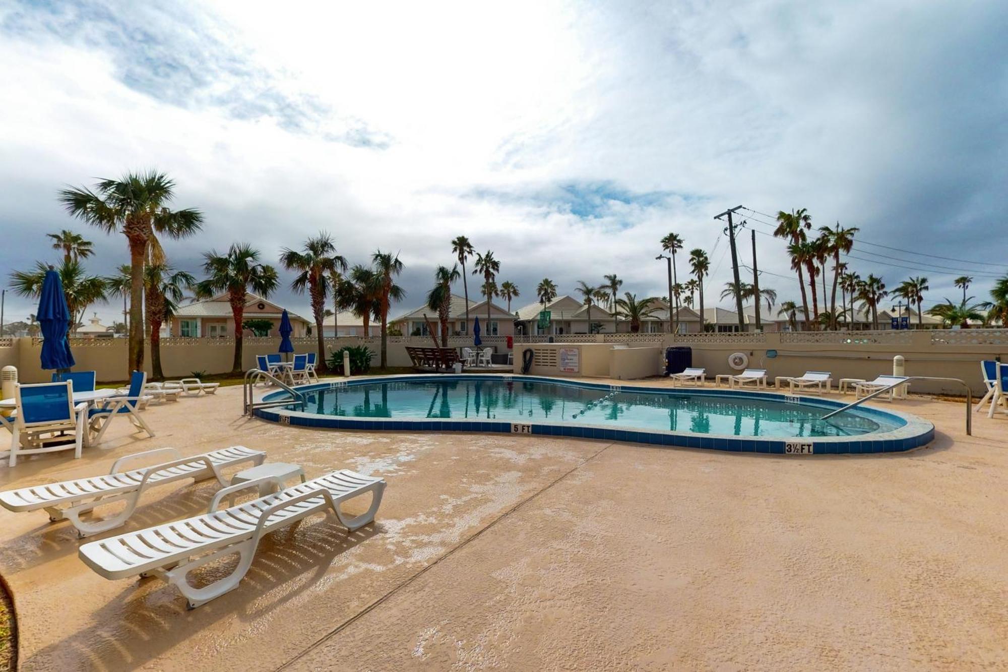 Daytona Beach Shores Condos Oda fotoğraf